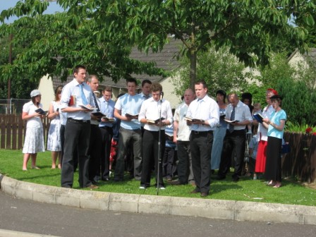 This summer the Youth Fellowship held open-air outreach services in a number of locations in the Coleraine area.  These included Castleroe, Windyhall, Portballintrae, Coleraine Town Centre and Ballyhome.  Various members and friends of the Youth Fellowship took part in the meetings.